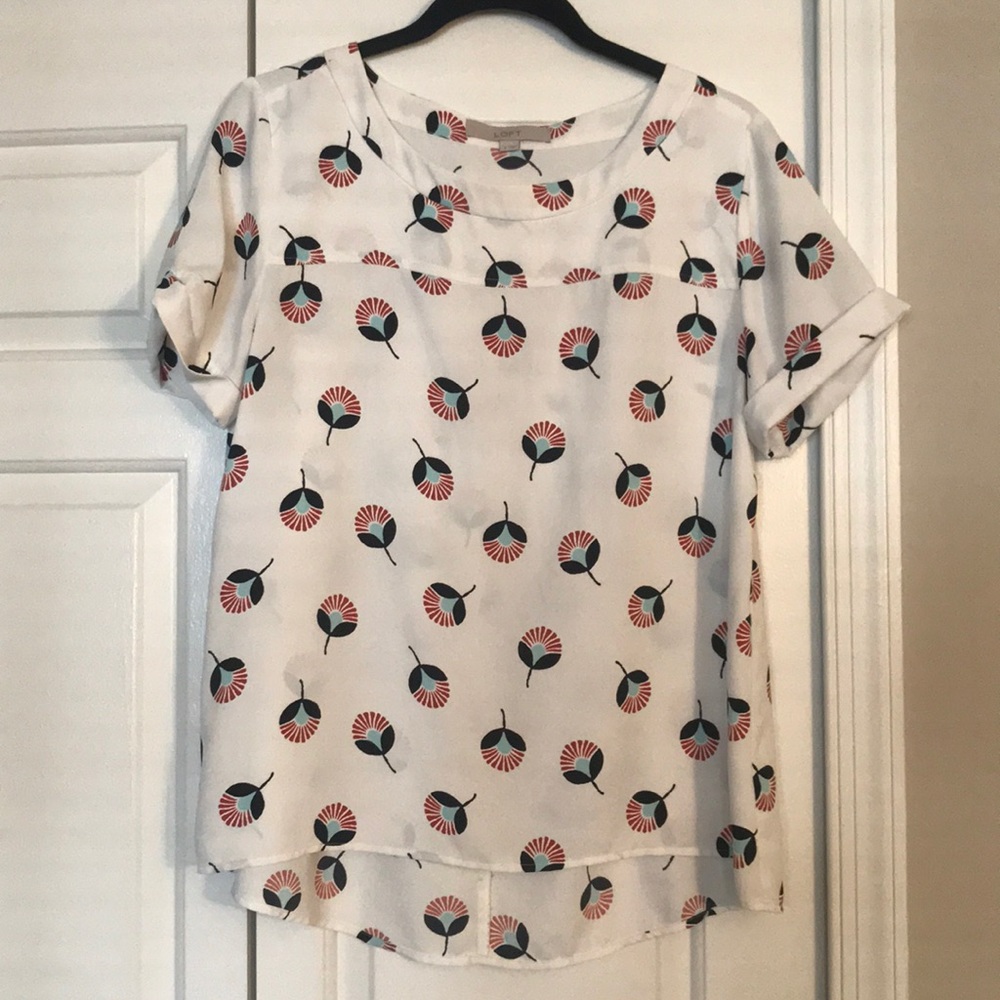 LOFT Crew Neck Flower Top